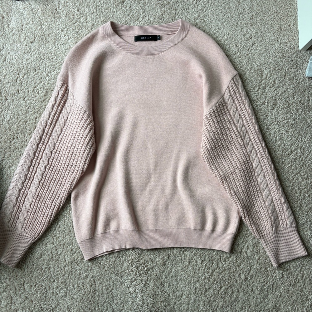 Pink Zesica Sweater with Cable Knit Sleeves Size S
